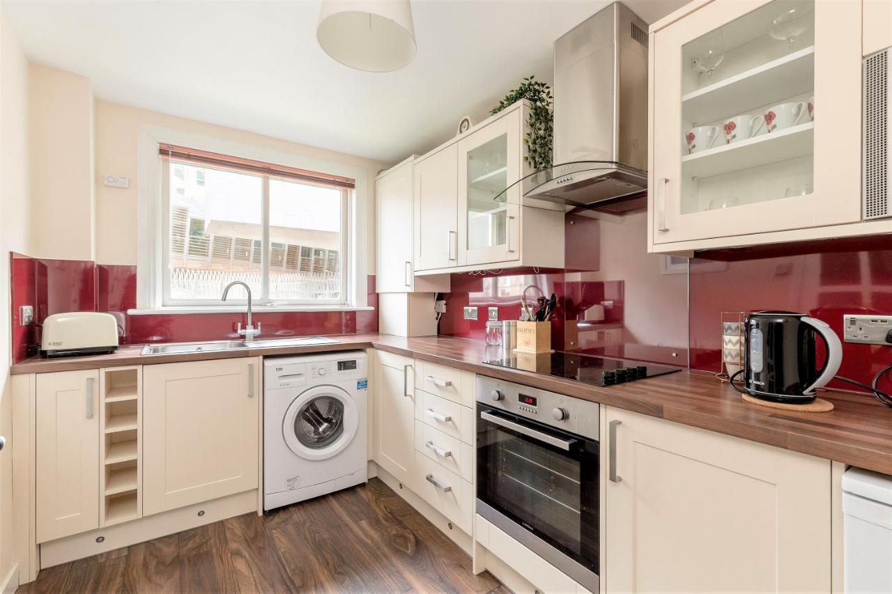 Stunning 1 Bed At Holyrood Palace & Arthurs Seat EDI Exterior foto